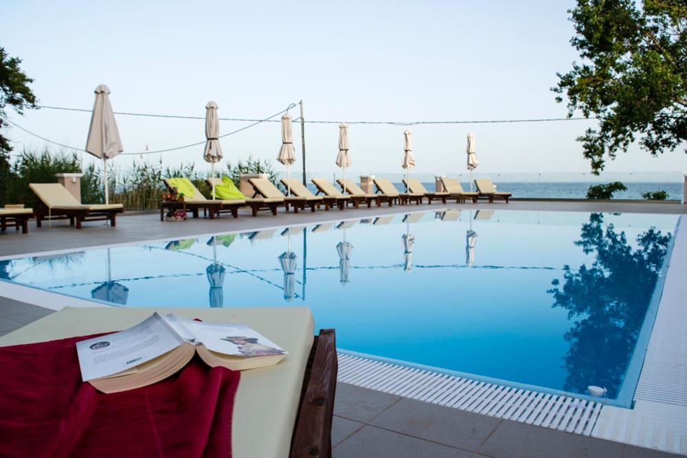 Sea And Creek Villa Katelios Exterior photo