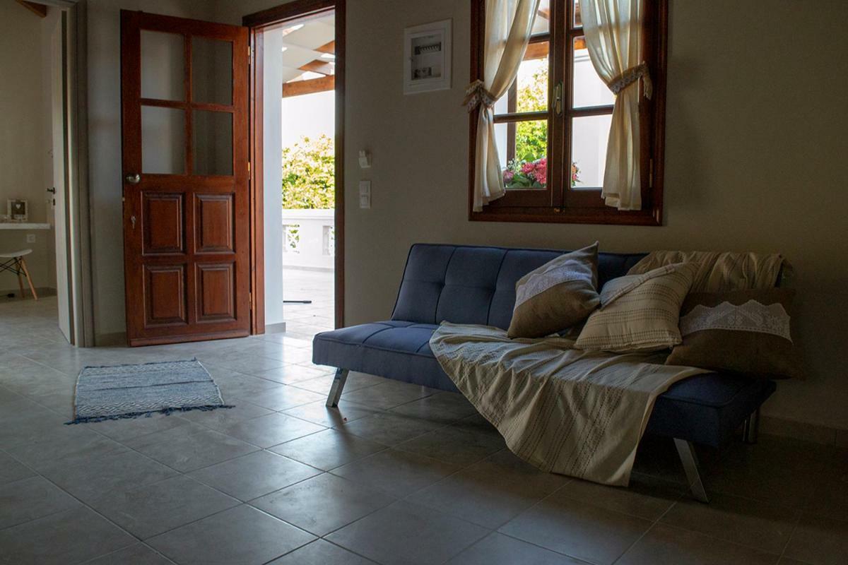 Sea And Creek Villa Katelios Exterior photo