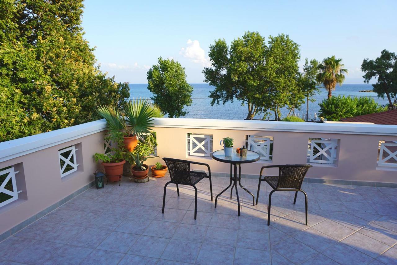 Sea And Creek Villa Katelios Exterior photo